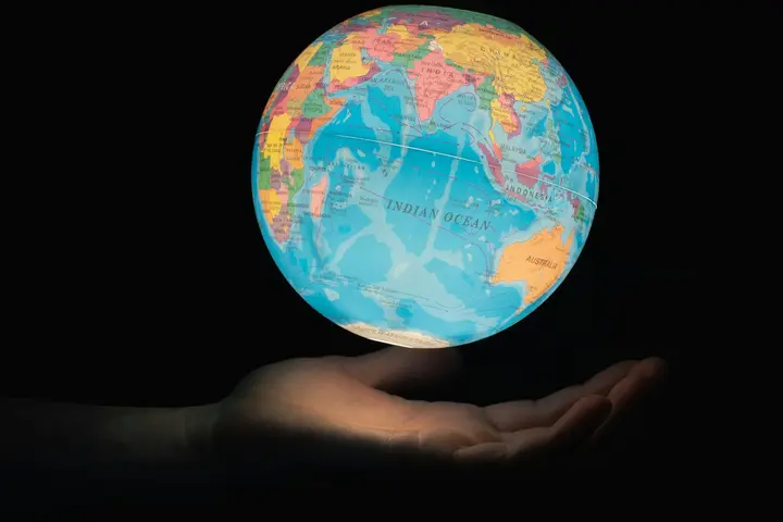 Swift Localization in 2025: Best Practices You Couldn't Use Before